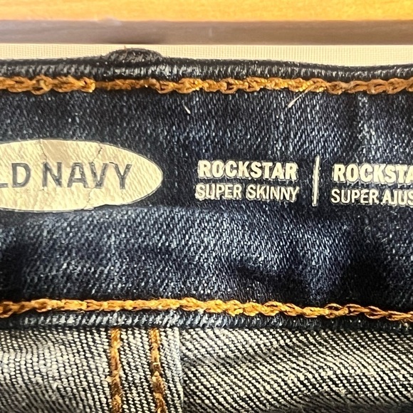 Old Navy Women’s Jeans 10 Rockstar Super Skinny Blue Distressed - Picture 7 of 7